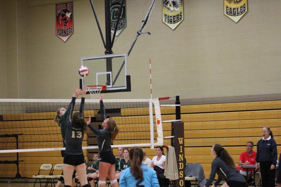 Volleyball Prepares For Stretch Run