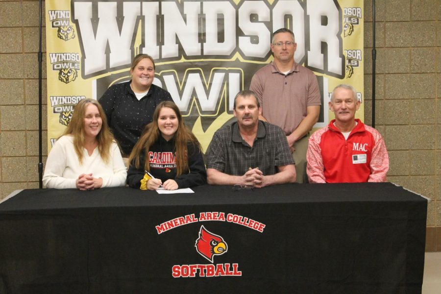 Softball Signing: Jaden Treis Signs With Mineral Area College