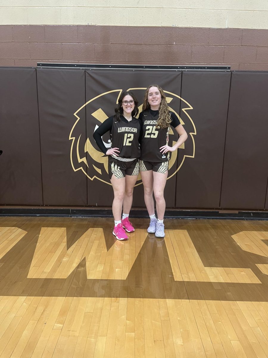 Averie Davis (left) and Sara Wieberg (right) are two of the senior starters for the 2024-25 team. 